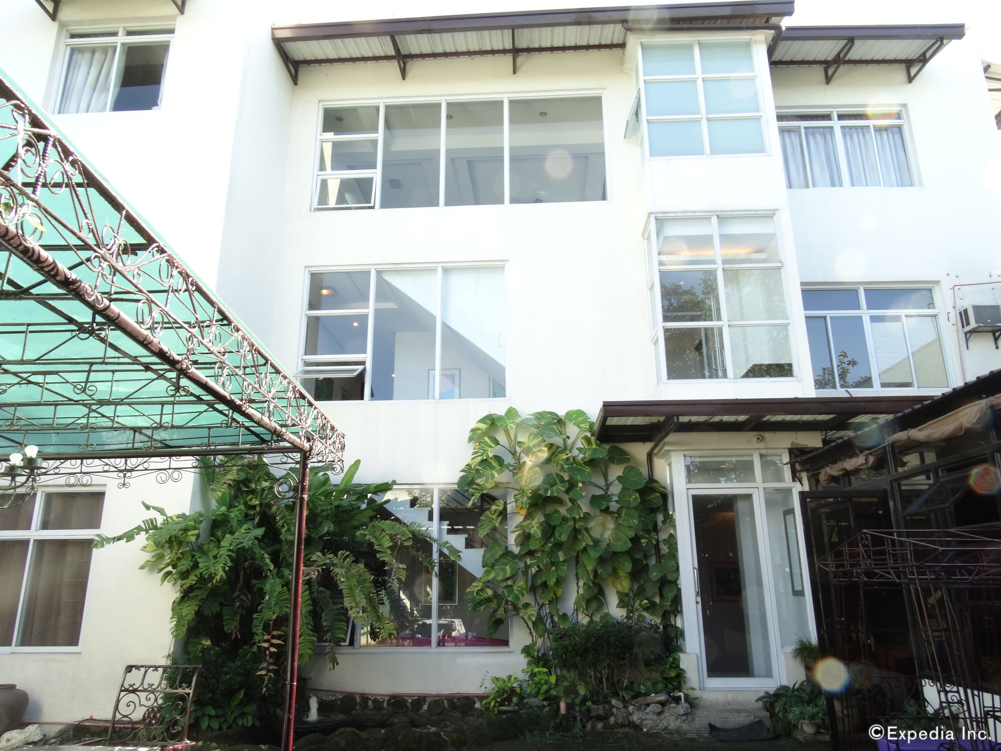 Purple Tree Bed & Breakfast Paranaque City Exterior photo